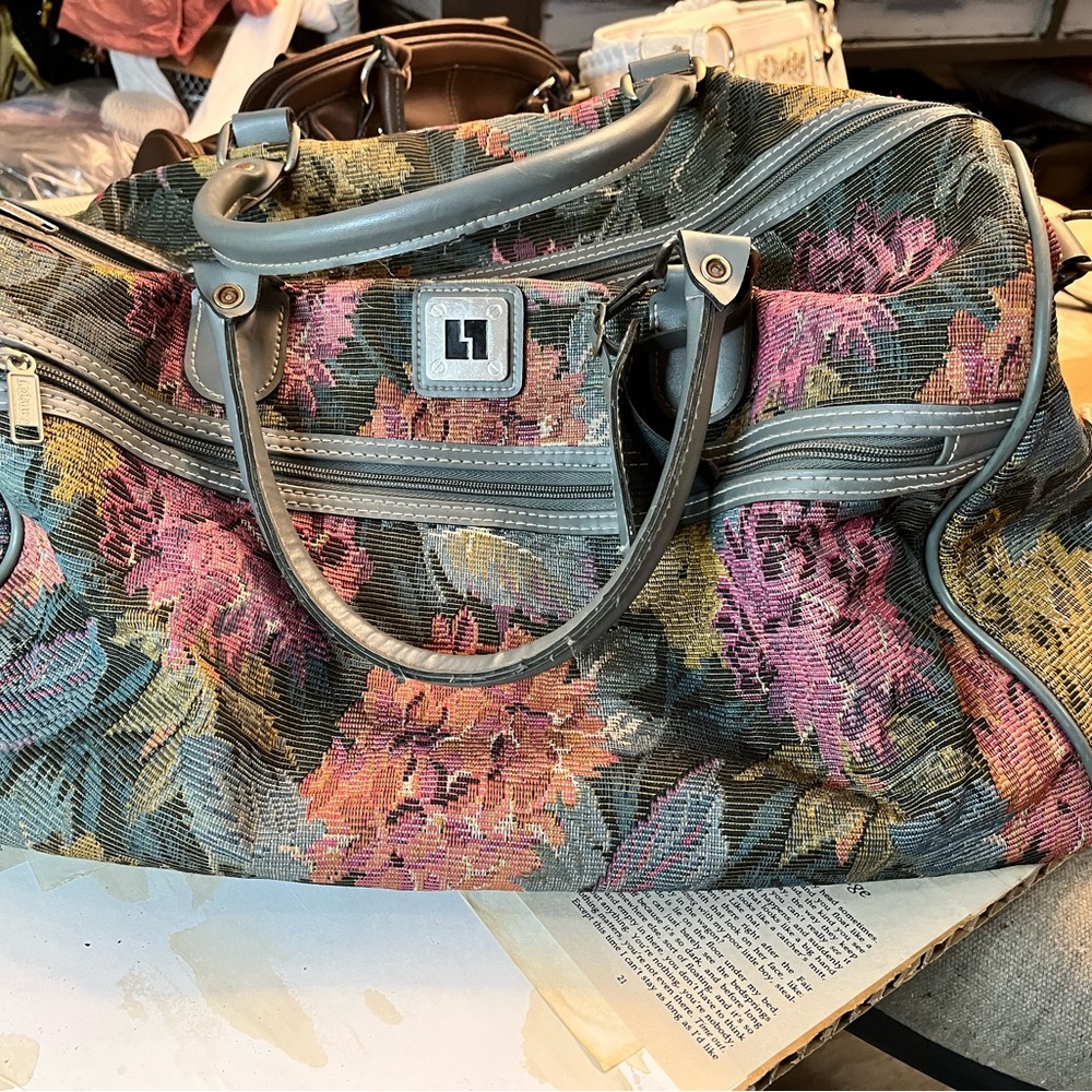 80s Vintage Pink and  Green Floral Travel Bag with Vintage Charm